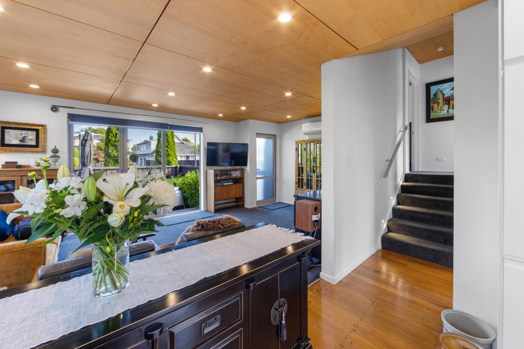 108 Hawthorne Street, Strowan, Christchurch - Carousel 1