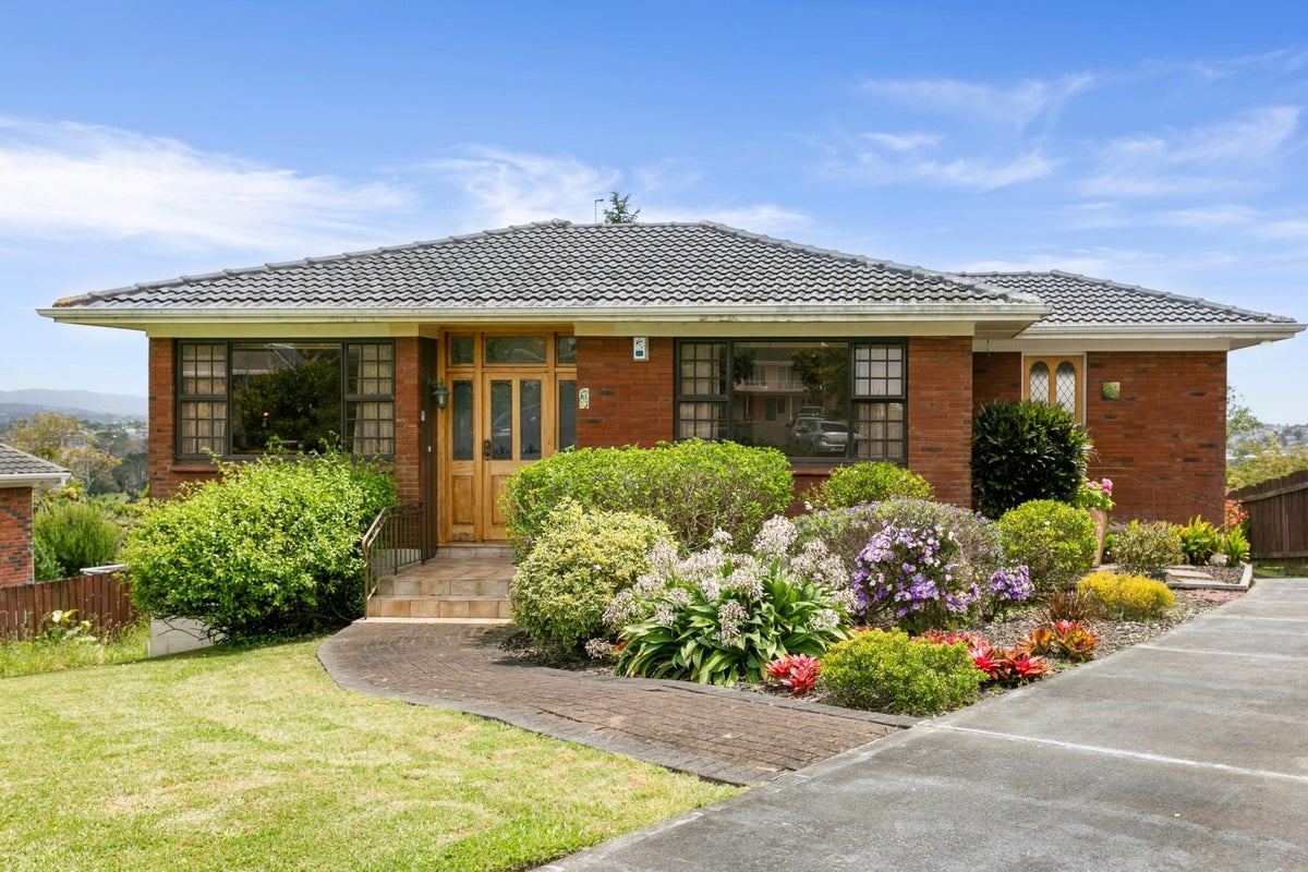 26 Katavich Place, Mount Roskill, Auckland - Carousel 2