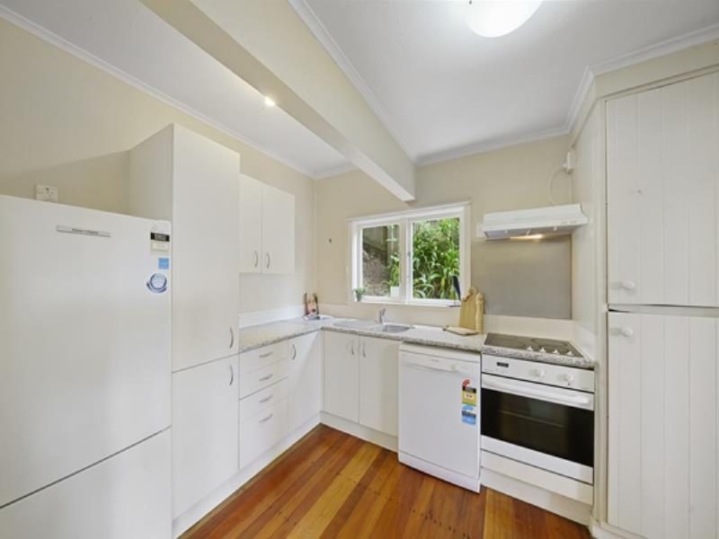 15 Fitzroy Street, Wadestown, Wellington - Carousel 2