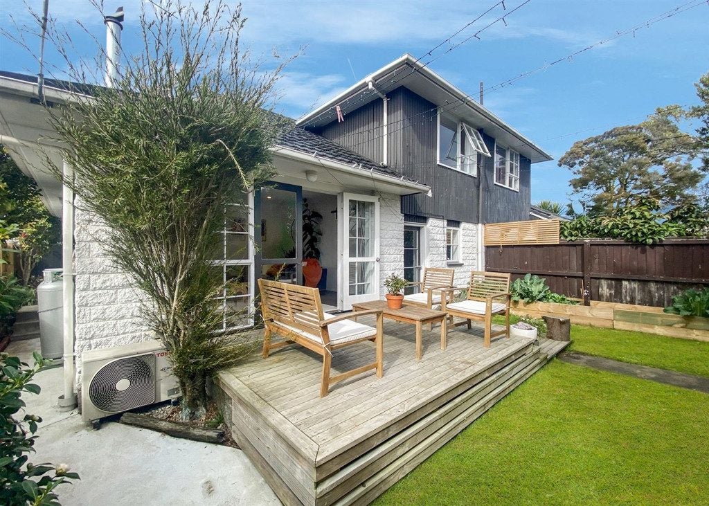 2/63 Wychbury Street, Spreydon, Christchurch - Carousel 10