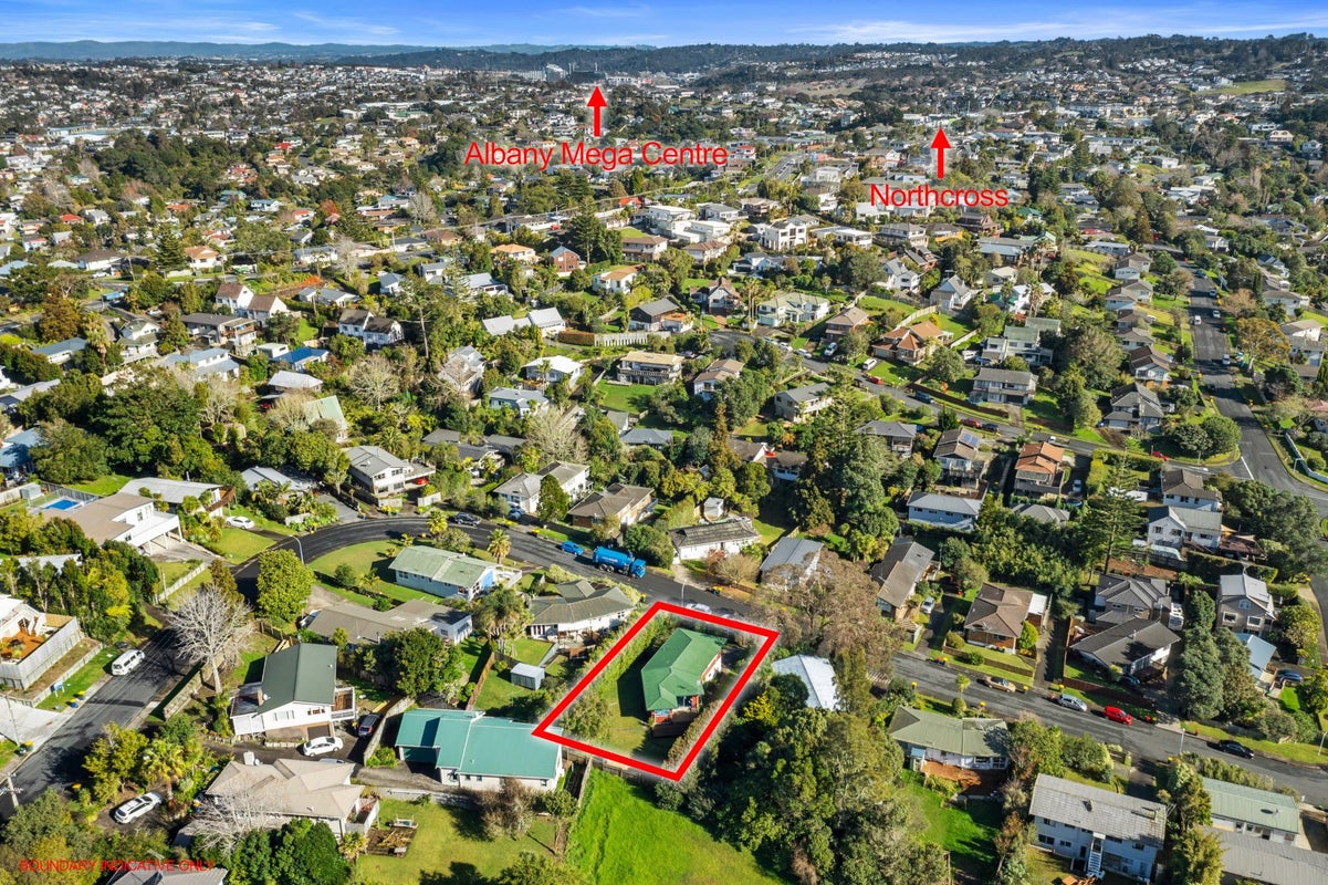 19 Acacia Road, Torbay, Auckland - Carousel 28