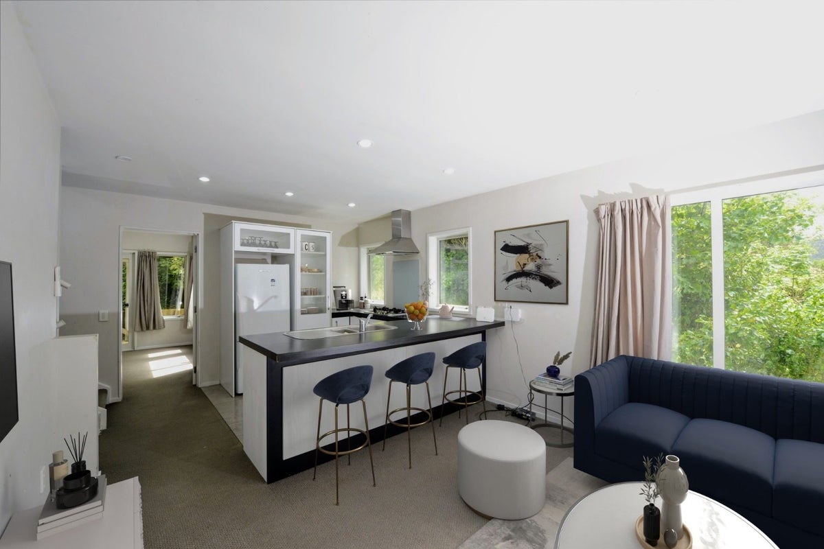 100B Holloway Road, Aro Valley, Wellington - Carousel 1