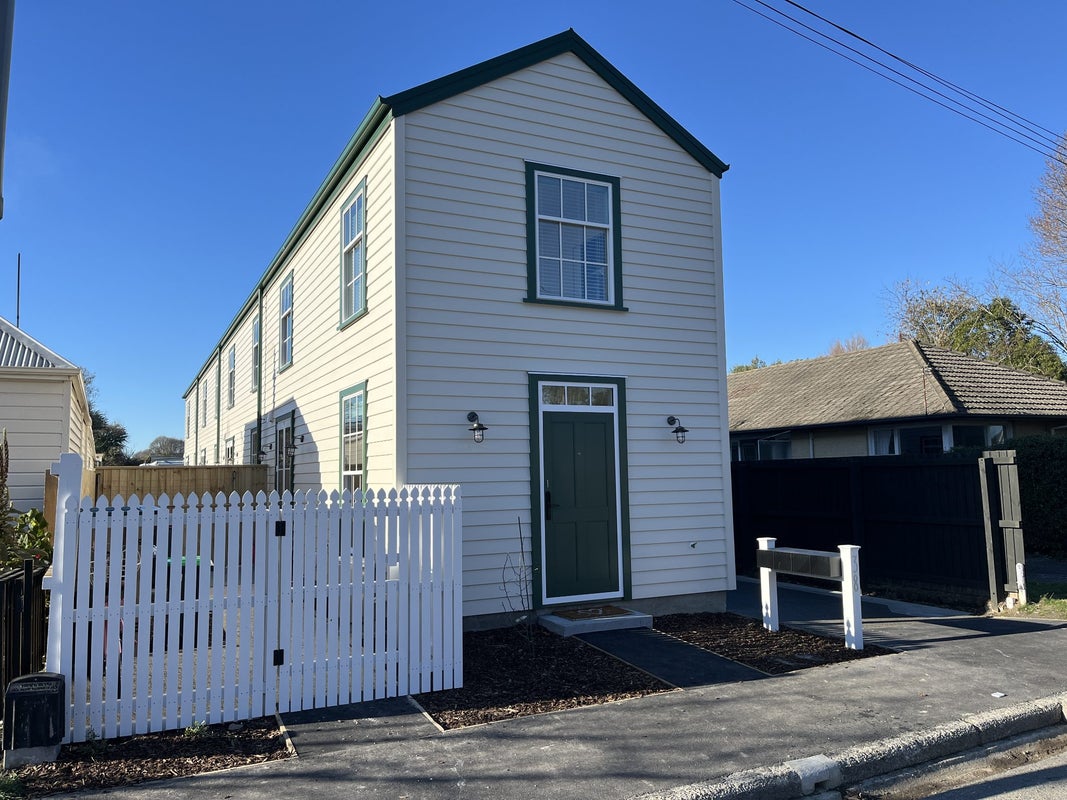 2/38 York Street, Waltham, Christchurch - Carousel 1