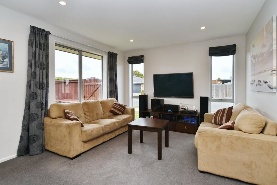 14 Cleland Crescent, Kaiapoi, Kaiapoi - Carousel 2