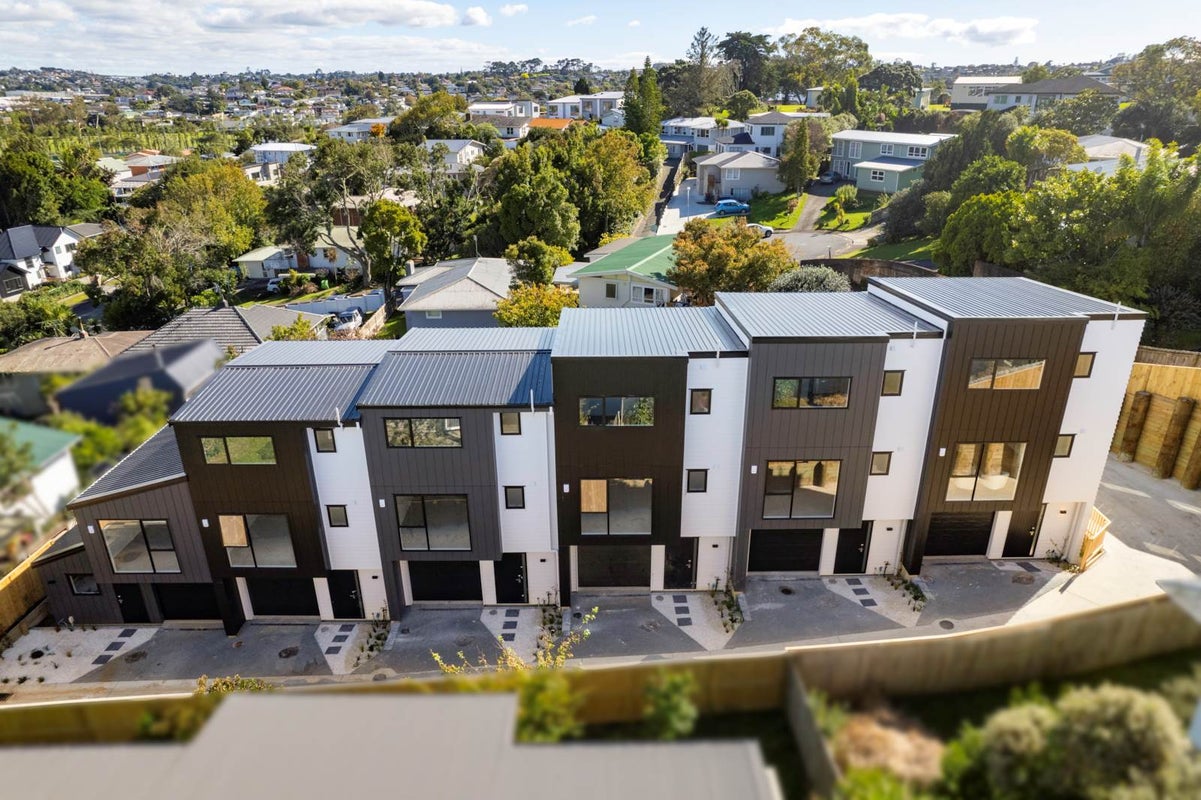 11B Bowman Road, Forrest Hill, Auckland - Carousel 1