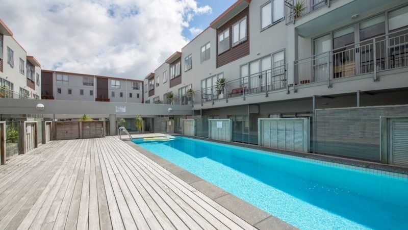 228/287 ONEHUNGA MALL, Onehunga, Auckland - Carousel 1
