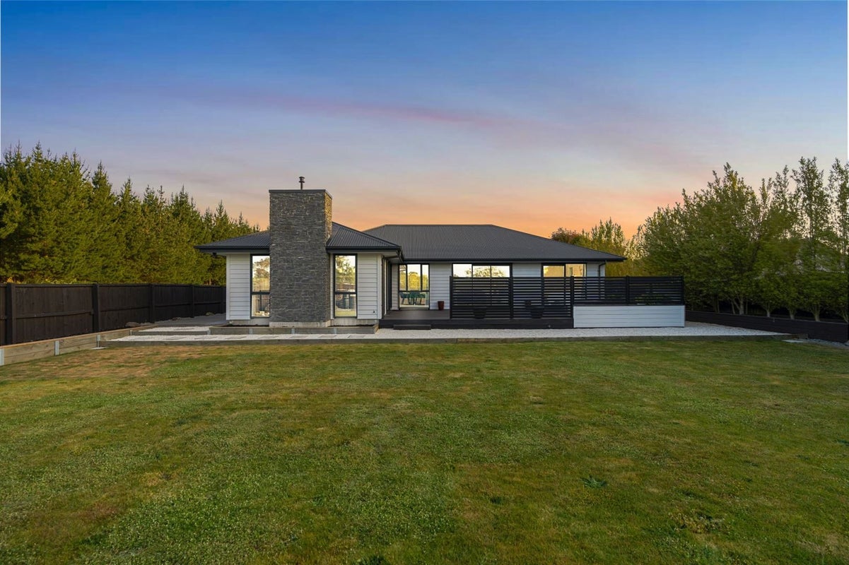 38 Styx River Place, Spencerville, Christchurch - Carousel 2