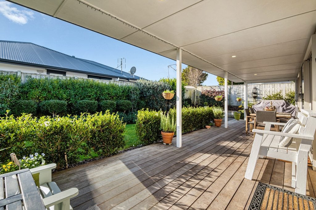 10 Lancewood Lane, Helensville - Carousel 2