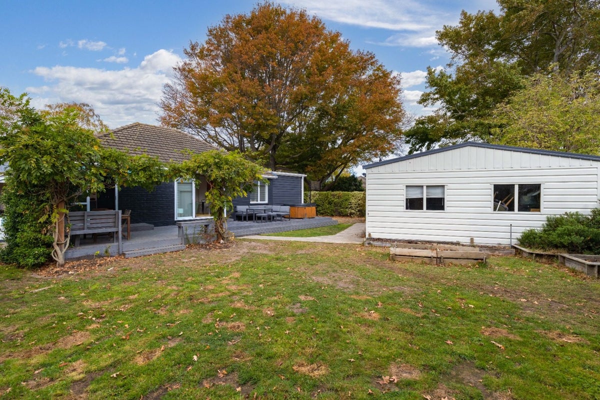 184 Aorangi Road, Bryndwr, Christchurch - Carousel 11