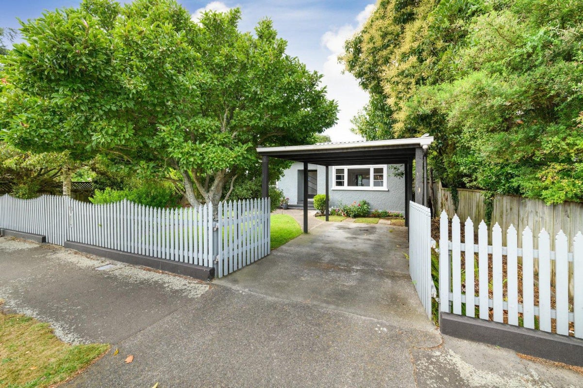 10 Hardie Street, Hokowhitu, Palmerston North - Carousel 10