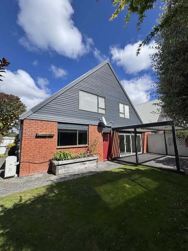 2/11 Tangmere Place, Burwood, Christchurch - Carousel 1