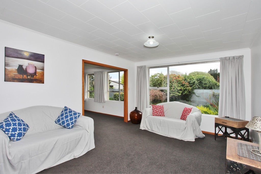 2/54 Selwyn Street, Somerfield, Christchurch - Carousel 1