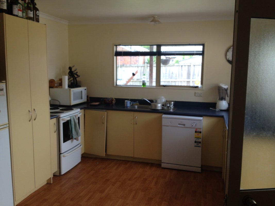 11A Peachgrove Road, Hamilton East, Hamilton - Carousel 2