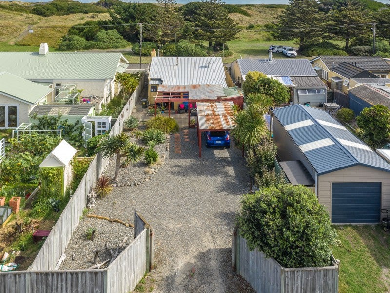 4 Seafront Road, Castlecliff, Whanganui - Carousel 26