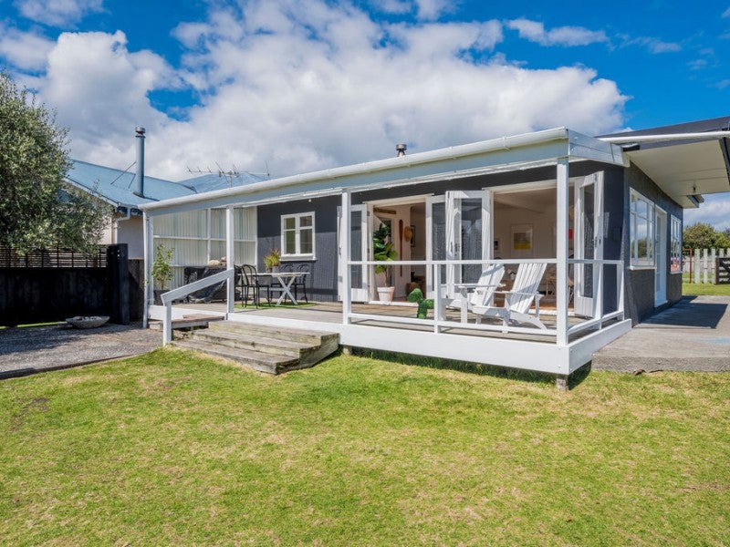 45 Te Moana Road, Waikanae Beach, Waikanae - Carousel 1