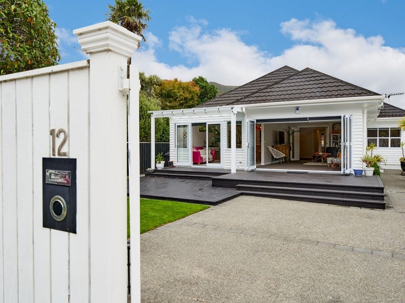 12 Rossiter Avenue, Waterloo, Lower Hutt - Carousel 2