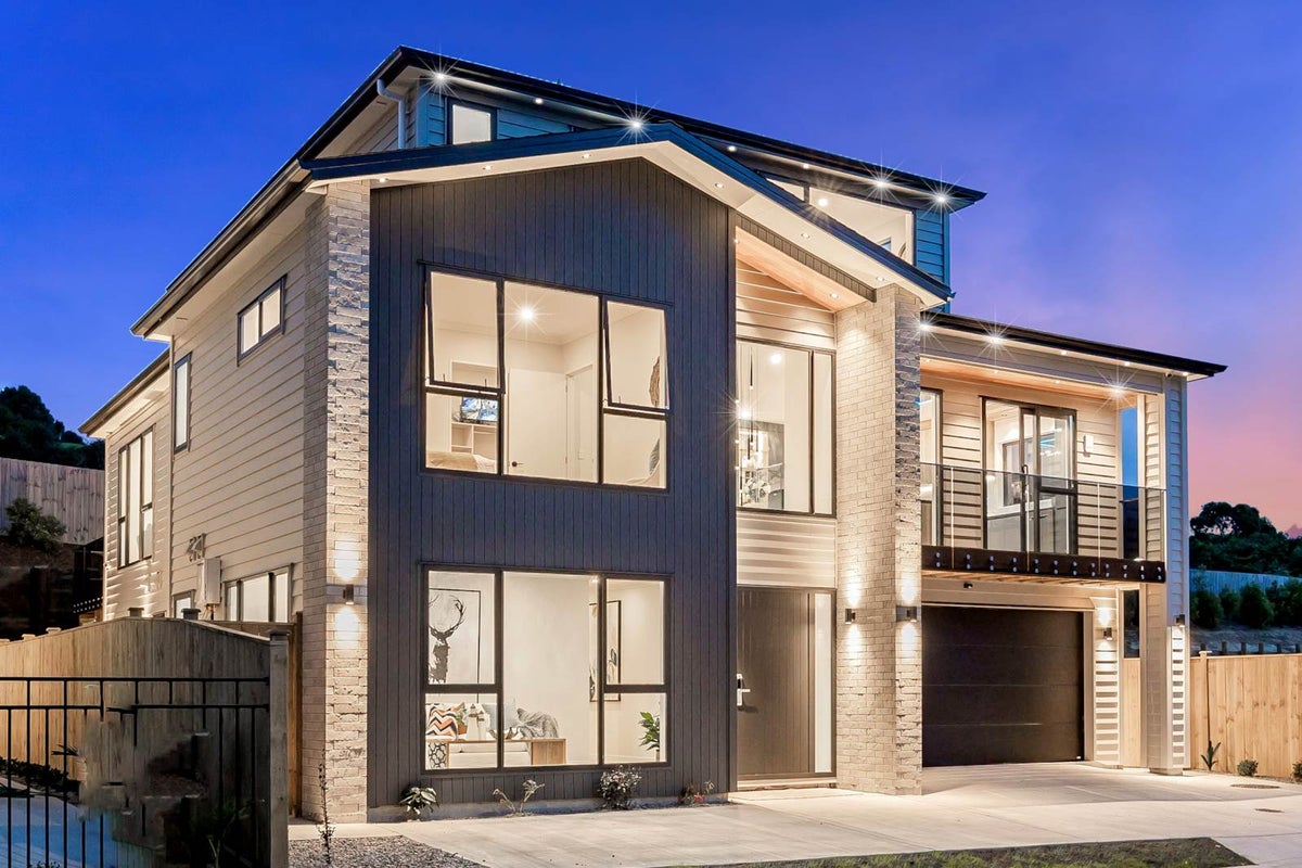 33 Elevation Street, Flat Bush, Auckland - Carousel 2