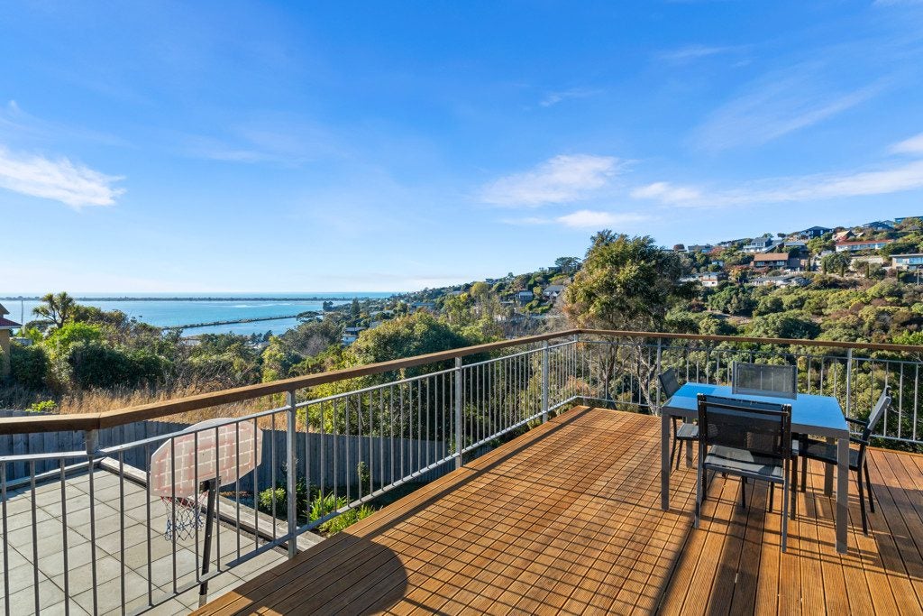 79 Mount Pleasant Road, Mount Pleasant, Christchurch - Carousel 2