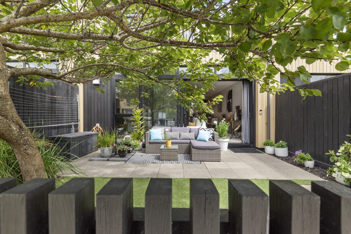 16 Hastings Street, Hobsonville, Auckland - Carousel 1