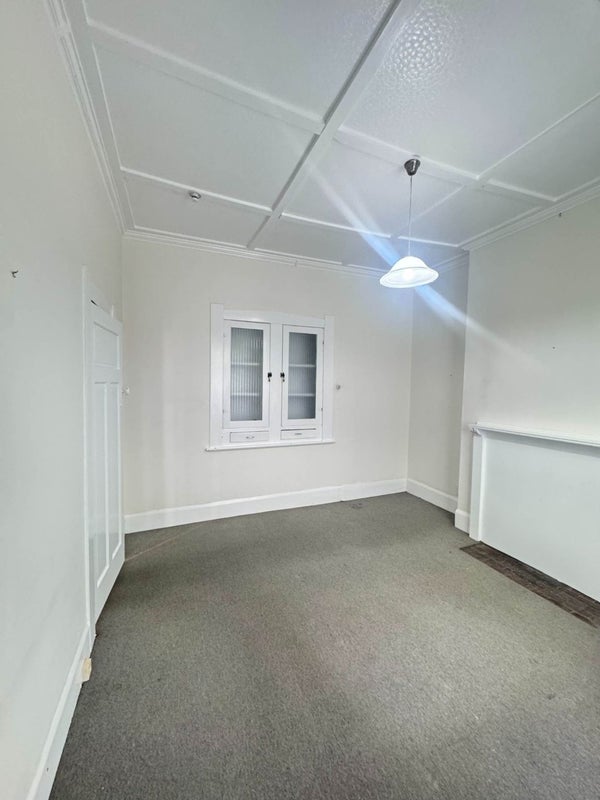 30 Brentwood Avenue, Mount Eden, Auckland - Carousel 1