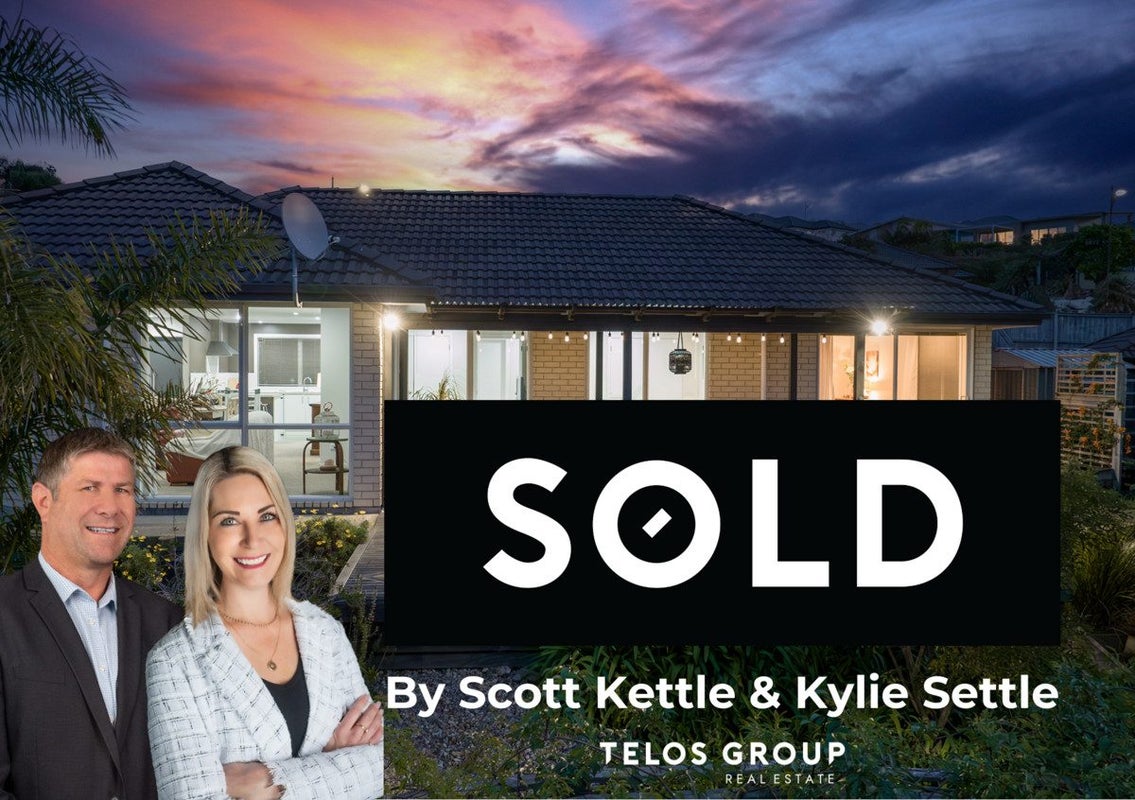 3 Fendalton Place, Hatfields Beach, Orewa - Carousel 1