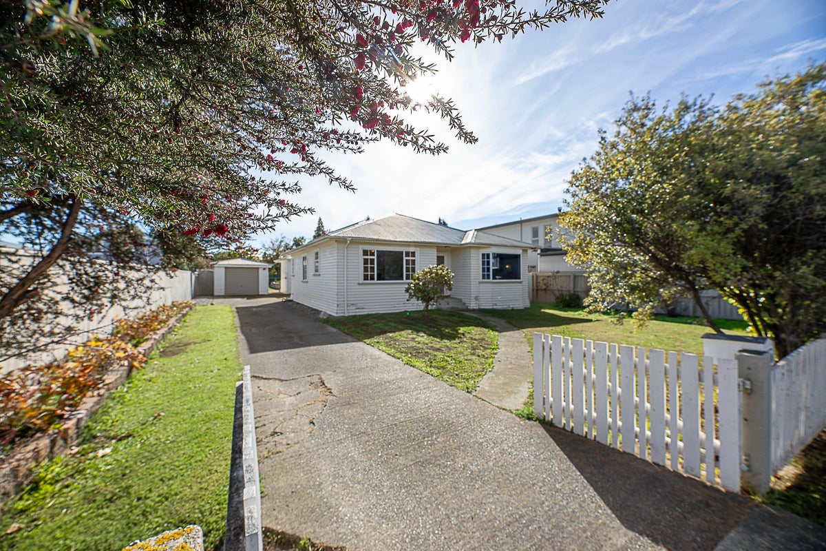 8 Bank Street, Springlands, Blenheim - Carousel 1
