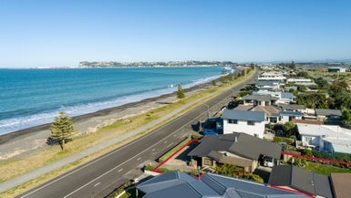94 The Esplanade, Westshore, Napier - Carousel 1