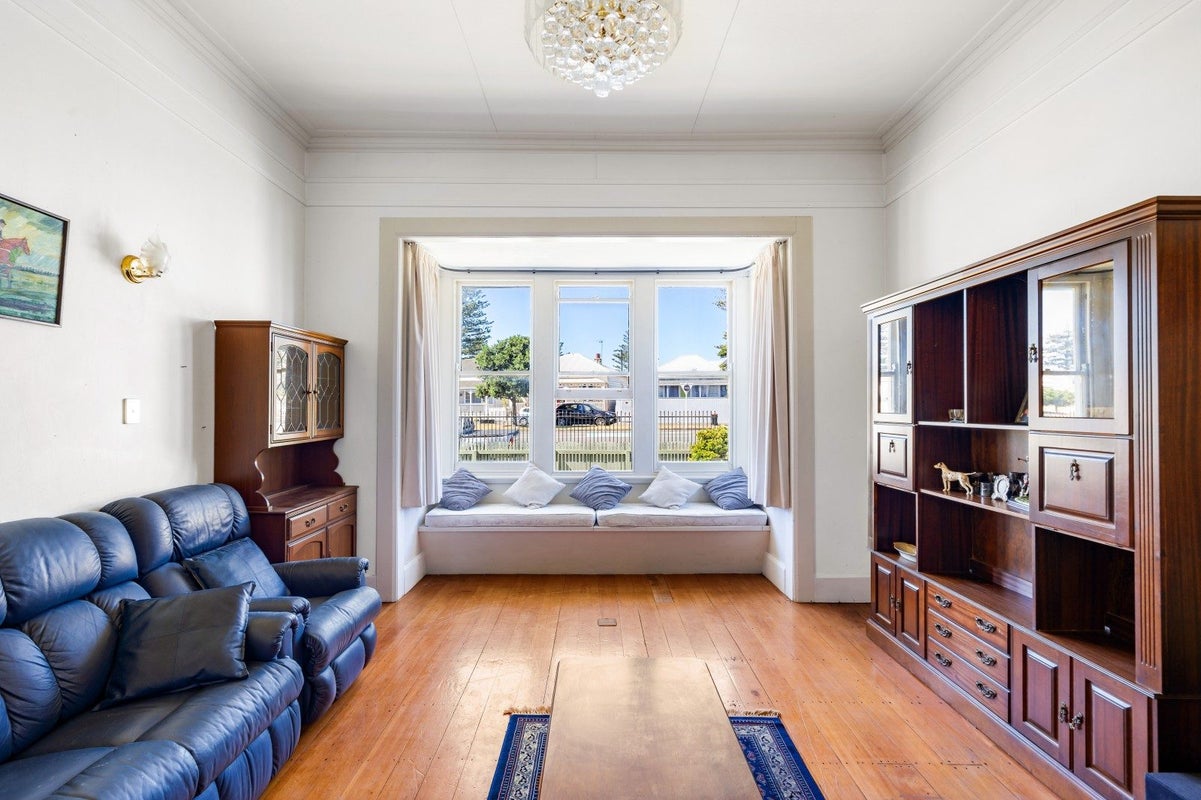 179 Wellesley Road, Napier South, Napier - Carousel 2