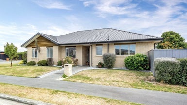 1 Vili Place, Woolston, Christchurch - Carousel 1