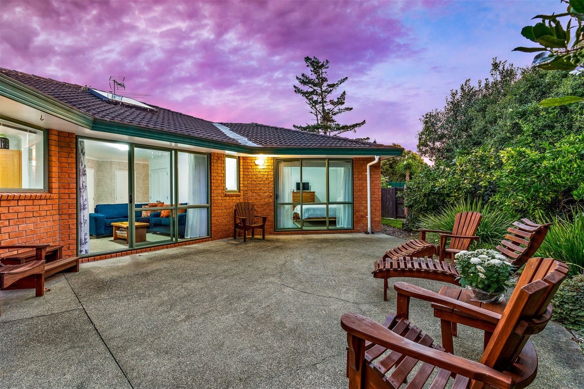 9 Swanson Oaks, Swanson, Auckland - Carousel 2