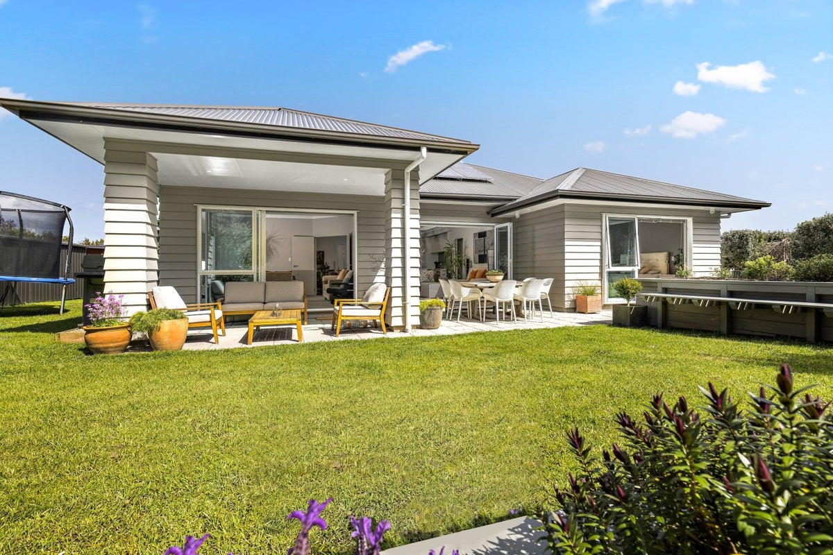 24 Awanui Crescent, Warkworth - Carousel 1