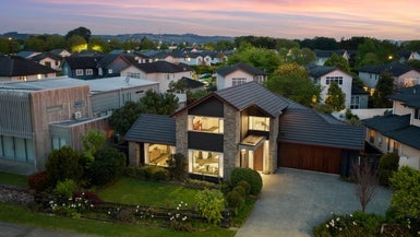 10 Lake Drive, Karaka, Papakura - Carousel 1