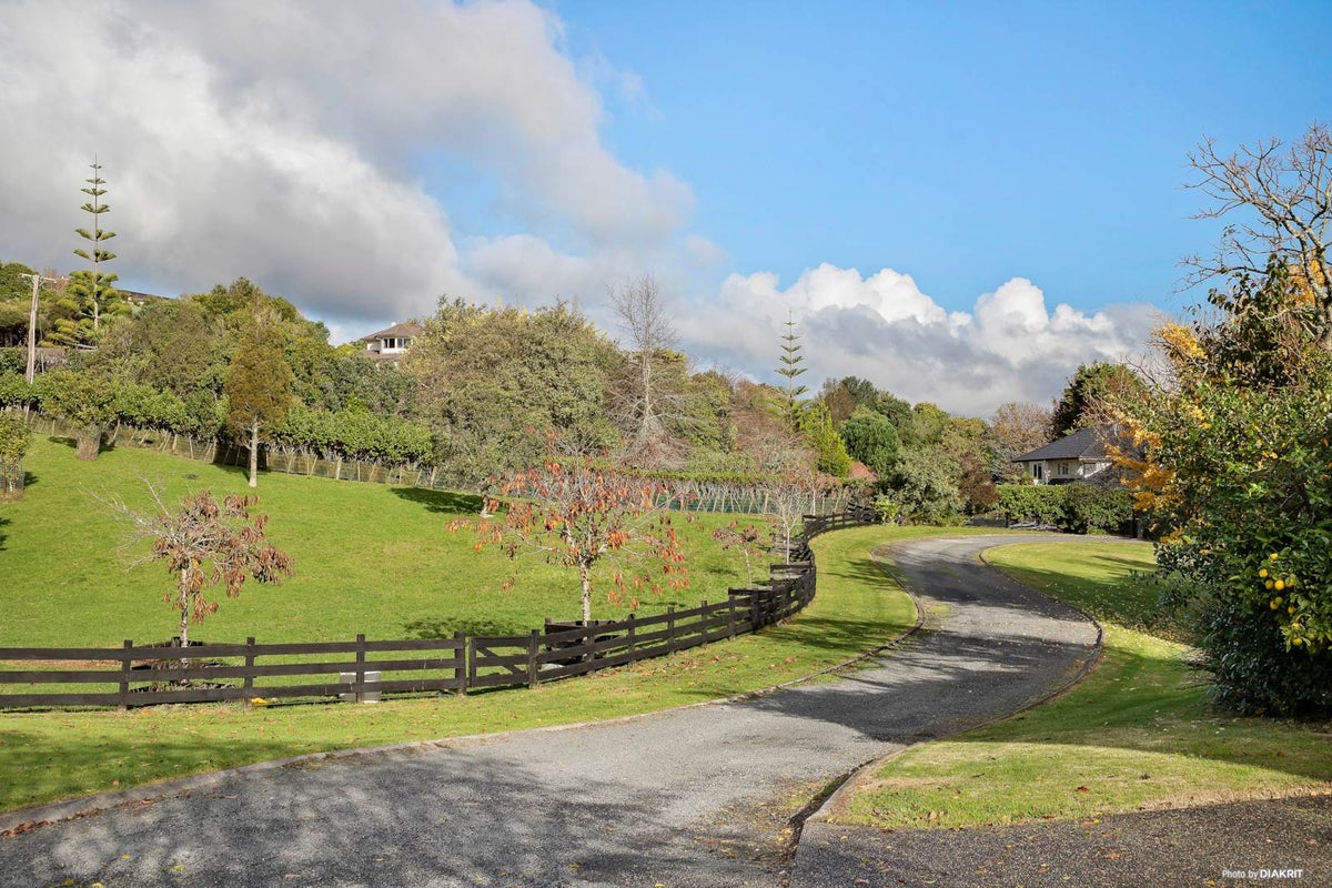 86 Harry Dreadon Road, Papakura - Carousel 2