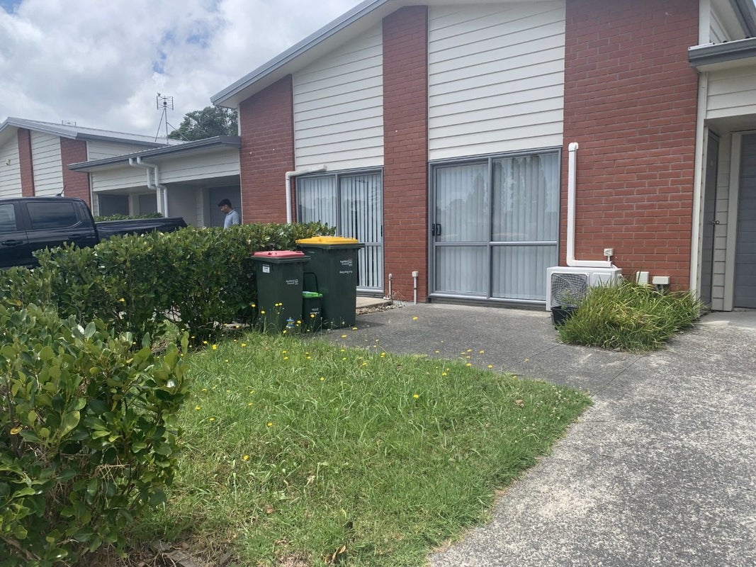 12/46 Park Estate Road, Rosehill, Papakura - Carousel 1