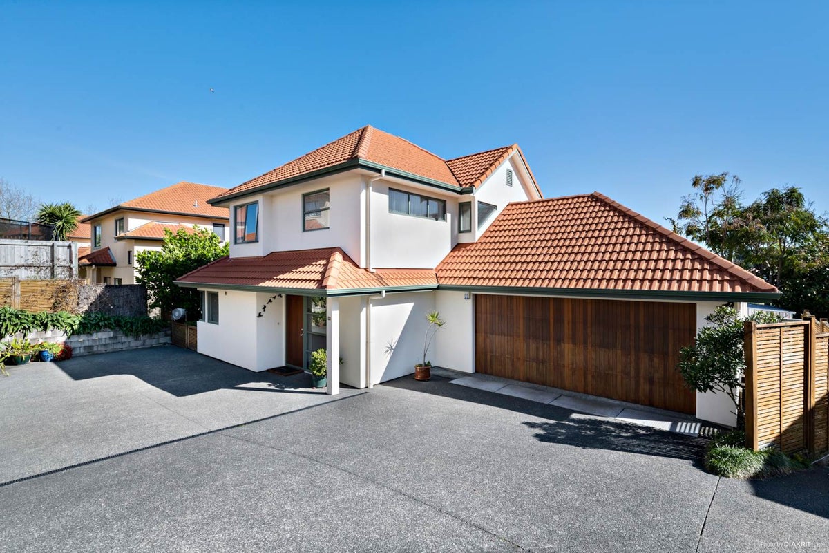 36 Parkwood Crescent, Gulf Harbour, Whangaparaoa - Carousel 1