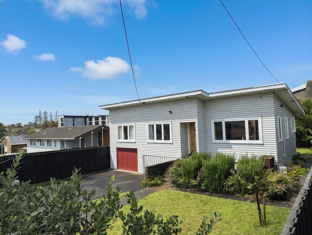 158B Lake Road, Northcote, Auckland - Carousel 14