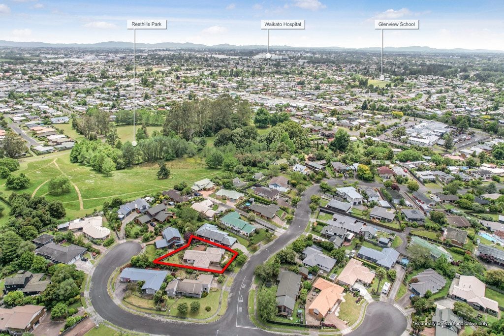 68 Sunnyhills Avenue, Glenview, Hamilton - Carousel 22