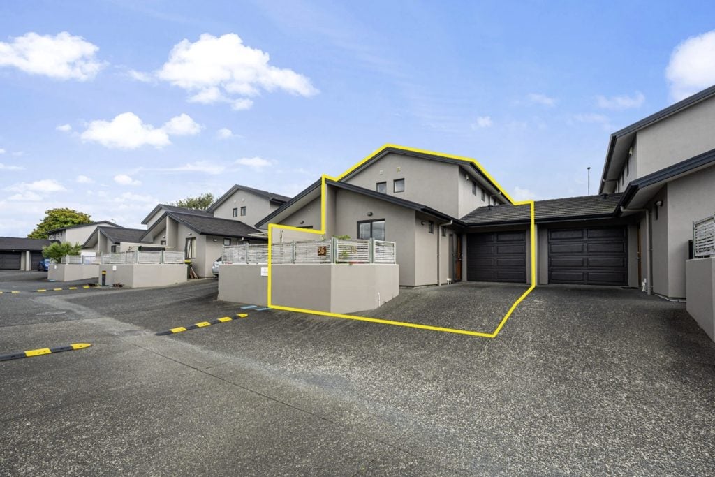 36/8 Landscape Road, Papatoetoe, Auckland - Carousel 1