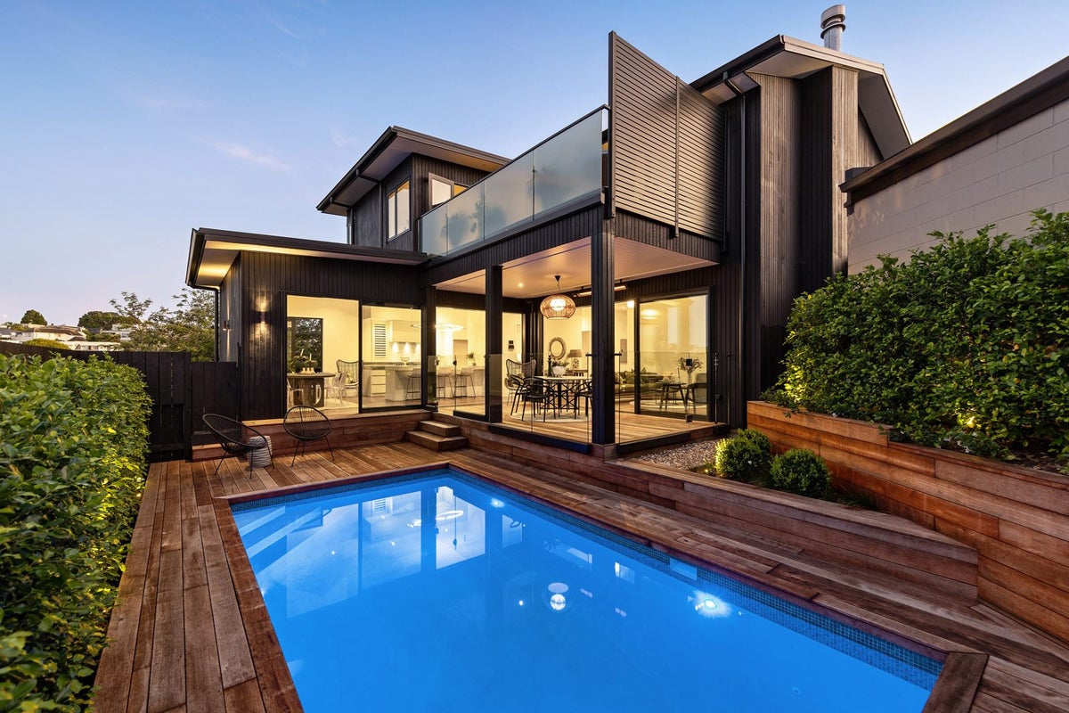 10A Rukutai Street, Orakei, Auckland - Carousel 1