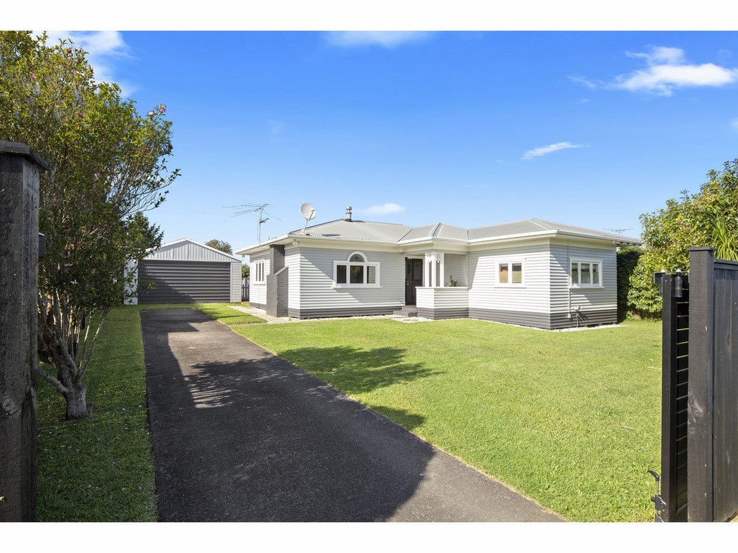 21 France Street, Waiuku, Waiuku - Carousel 2