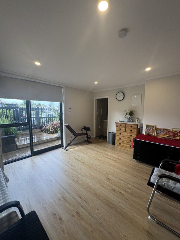 35A Sealy Road, Torbay, Auckland - Carousel 2