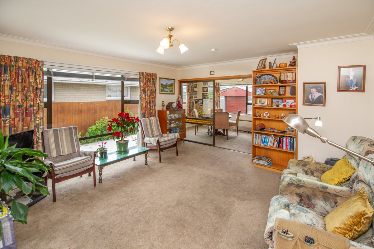20 Glenrowan Avenue, Avondale, Christchurch - Carousel 2