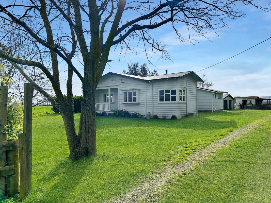 530 No 1 Road, Springdale - Carousel 2