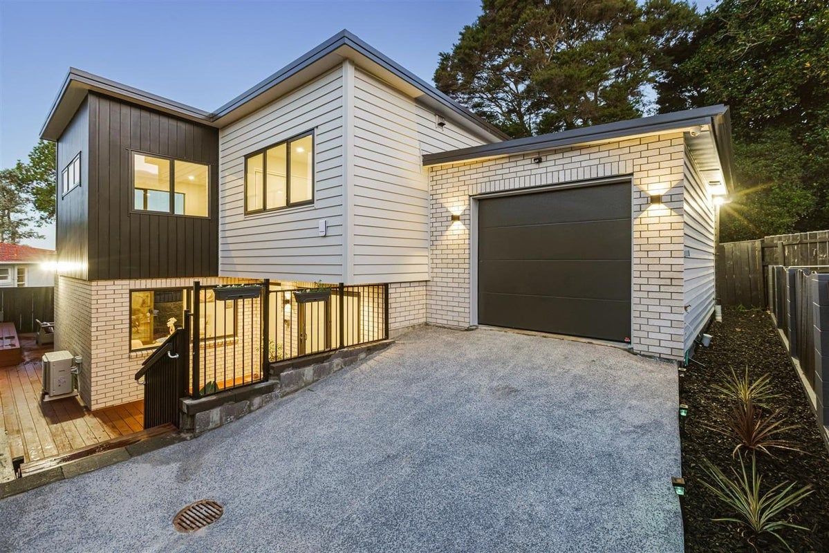 4A Willow Way, Sunnyhills, Auckland - Carousel 1