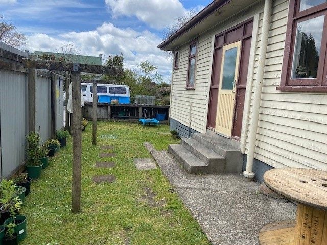 24A Bidois Road, Fairy Springs, Rotorua - Carousel 3