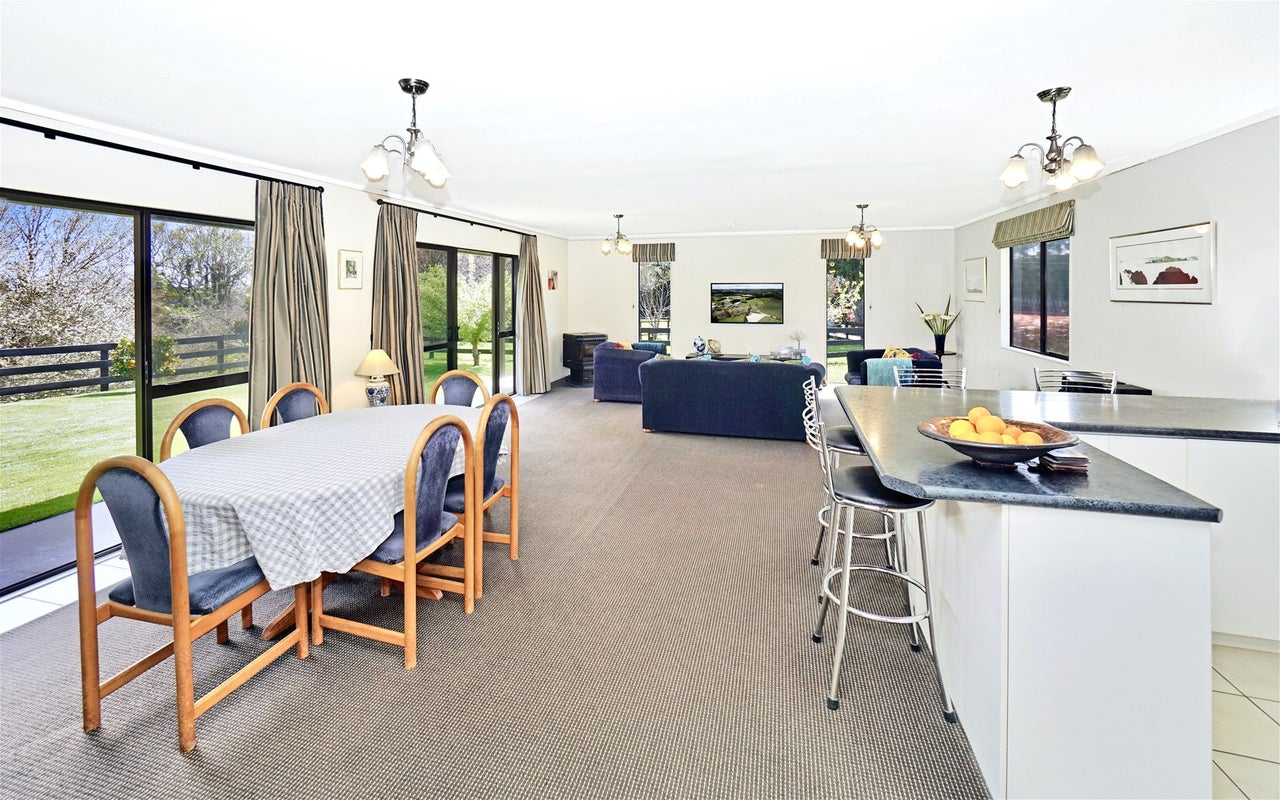 809 State Highway 33, Paengaroa, Te Puke - Carousel 2