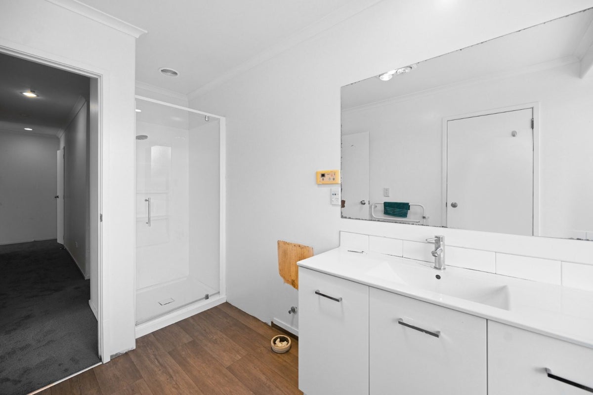 6 Grevillea Place, Melville, Hamilton - Carousel 13