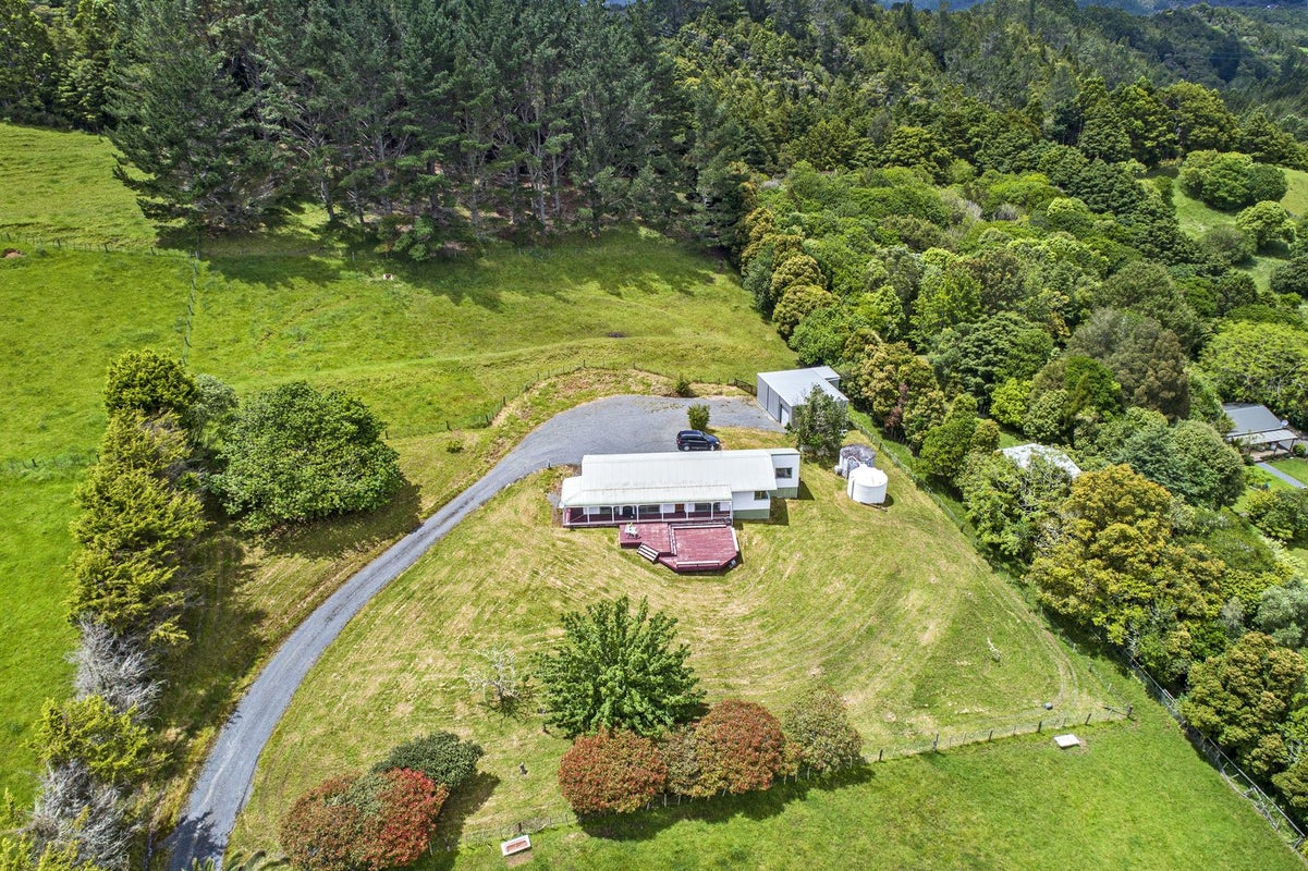 111 Snooks Road, Whangarei - Carousel 1