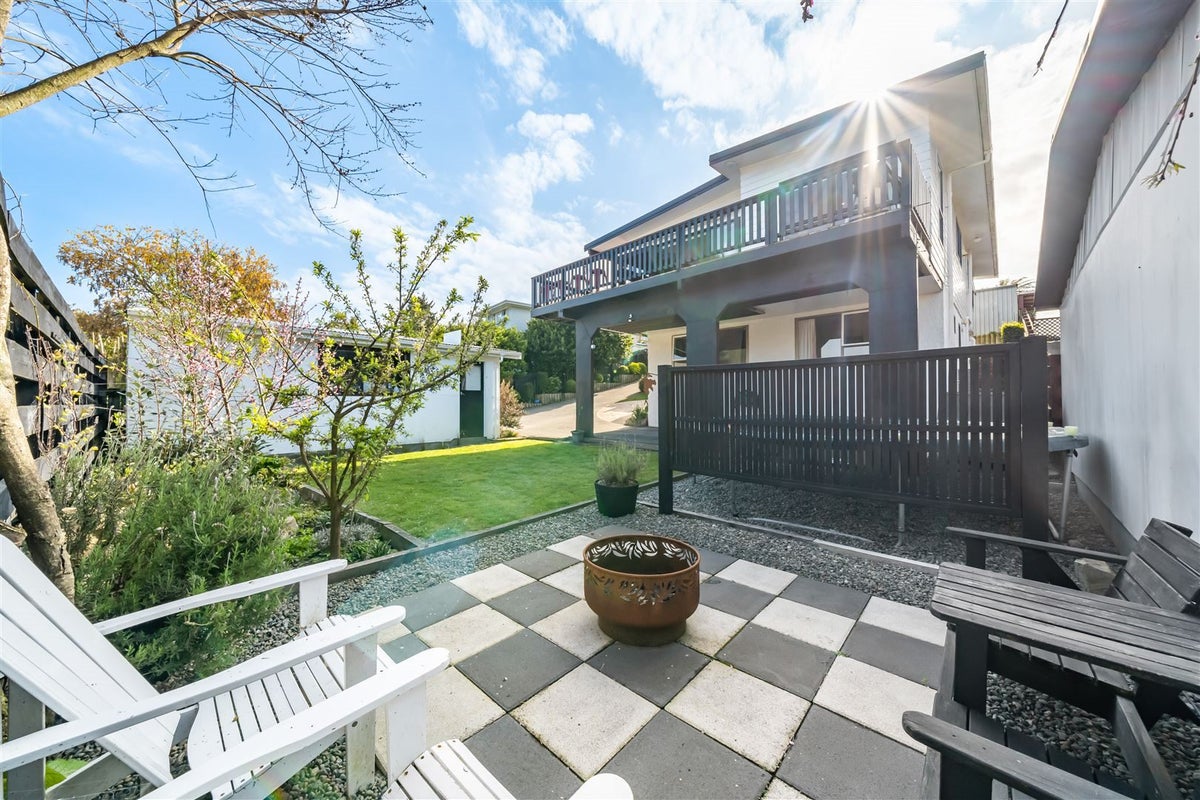 33B Roband Crescent, Brown Owl, Upper Hutt - Carousel 2
