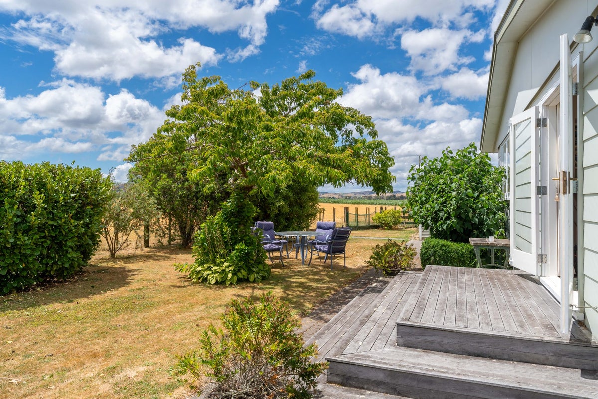 111 Masterton Castlepoint Road, Te Ore Ore, Masterton - Carousel 2